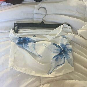 SHEIN White and Blue Floral Crop Top